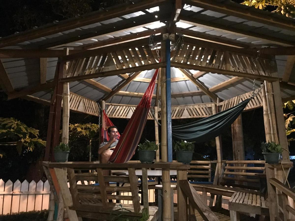 Yogi-Homestay Koror Extérieur photo
